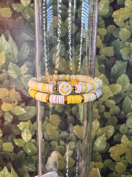 Yellow & White Smiley Clay Bead Bracelet